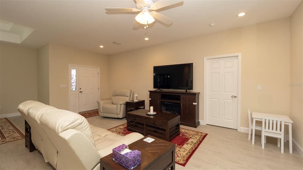 Interior, Living room, Recessed Lighting, Wood Texture Flooring