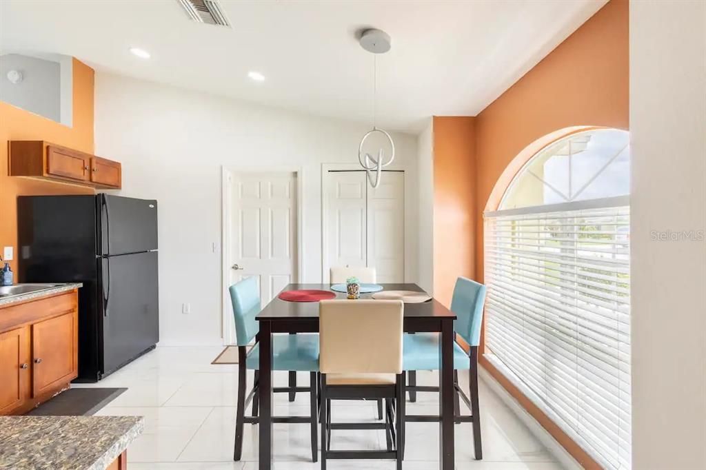 Dining room, Interior, Kitchen, Pendant Lights, Recessed Lighting