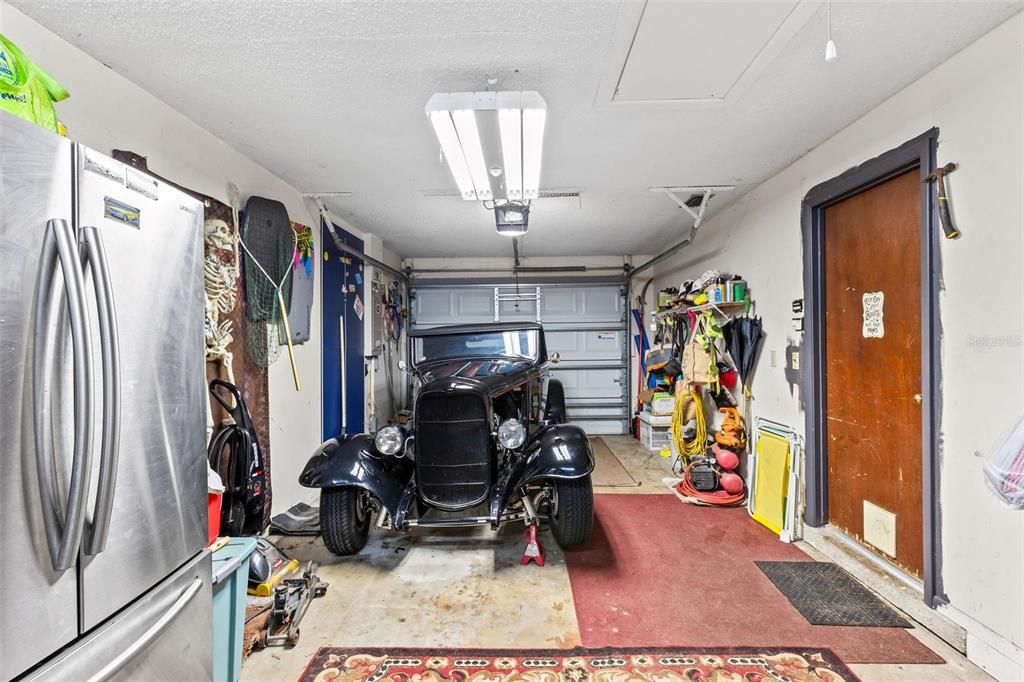 Garage, Interior