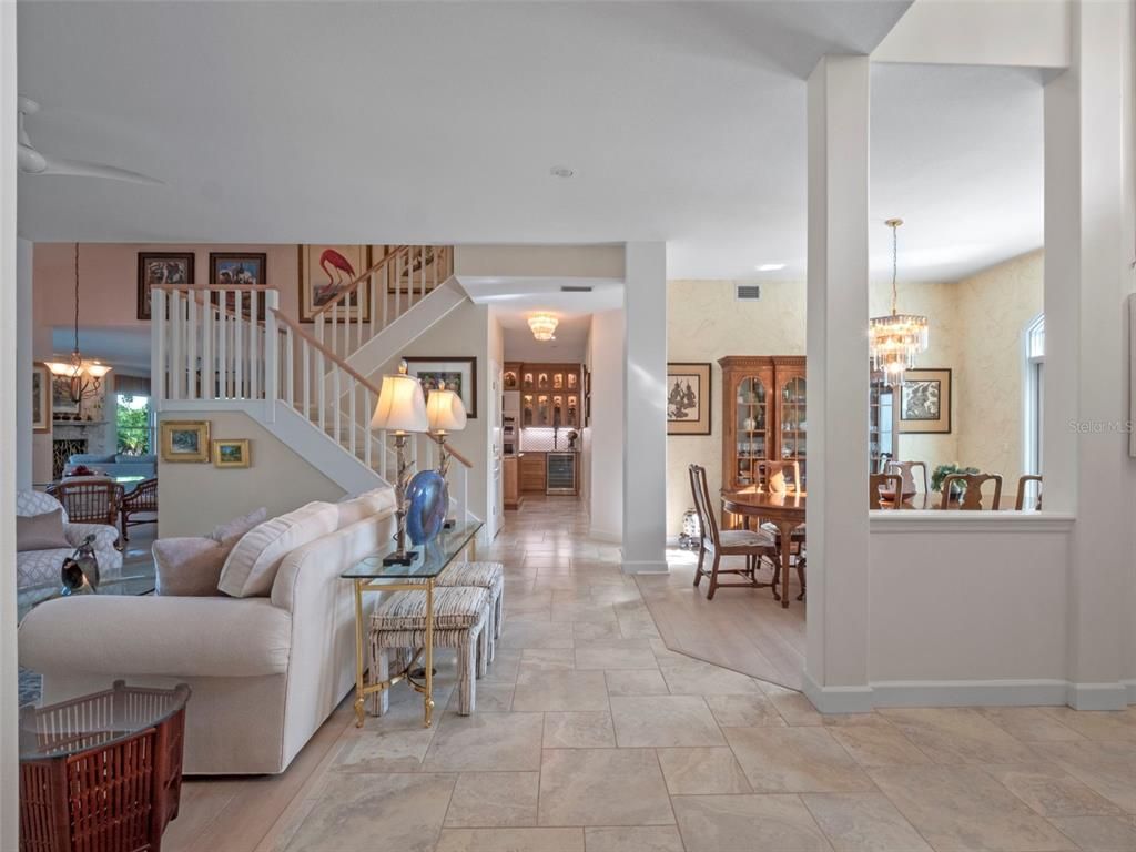 Chandelier, Dining room, Interior, Living room, Recessed Lighting