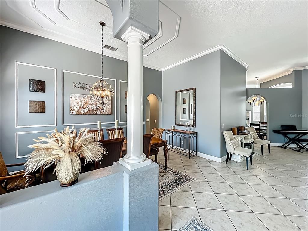 Chandelier, Dining room, Interior, Marble, Pendant Lights