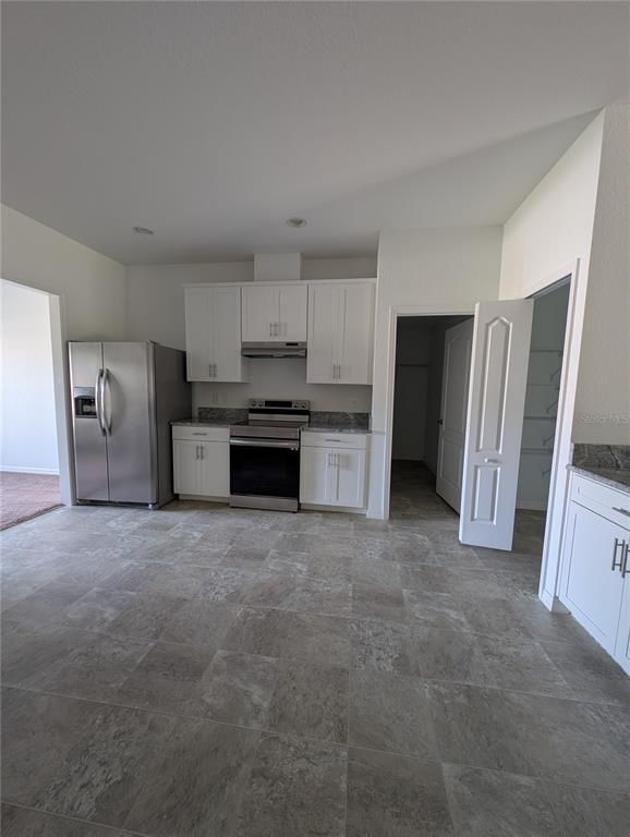 Interior, Kitchen, Stainless Steel Appliances, Washer