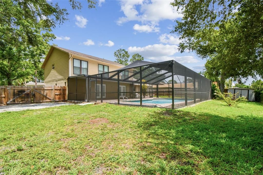 Backyard, Exterior