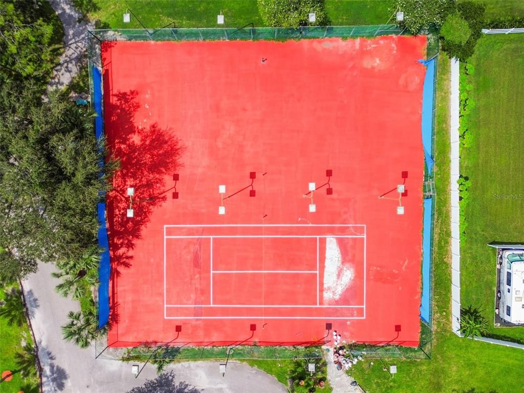 Exterior, Drone
