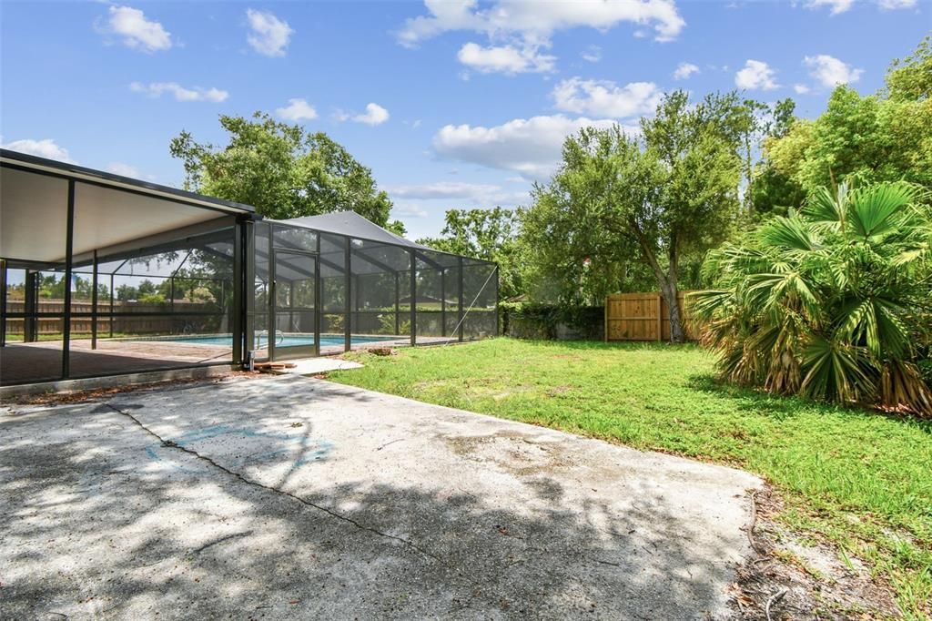 Backyard, Exterior