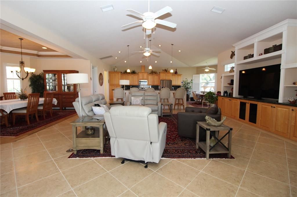 Dining room, Interior, Kitchen, Living room, Pendant Lights, Recessed Lighting