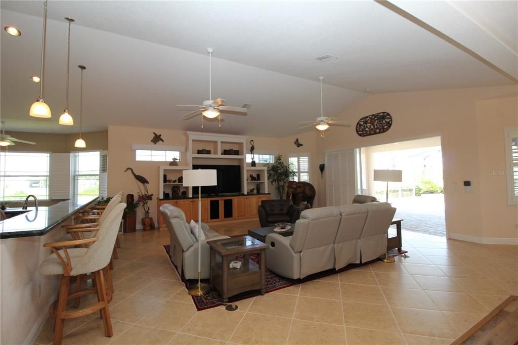 Interior, Living room, Pendant Lights, Recessed Lighting