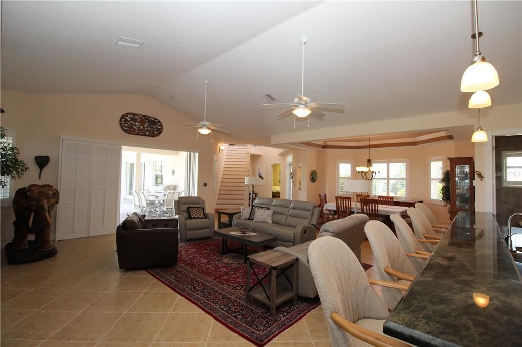 Dining room, Interior, Living room, Pendant Lights
