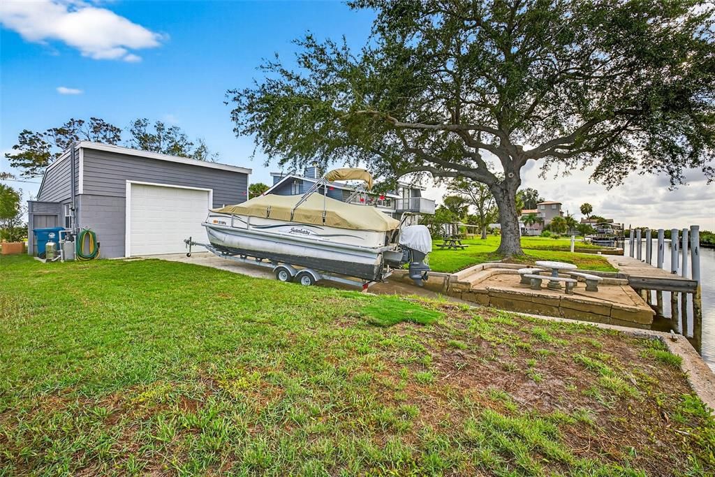 Backyard, Detached Garage, Exterior