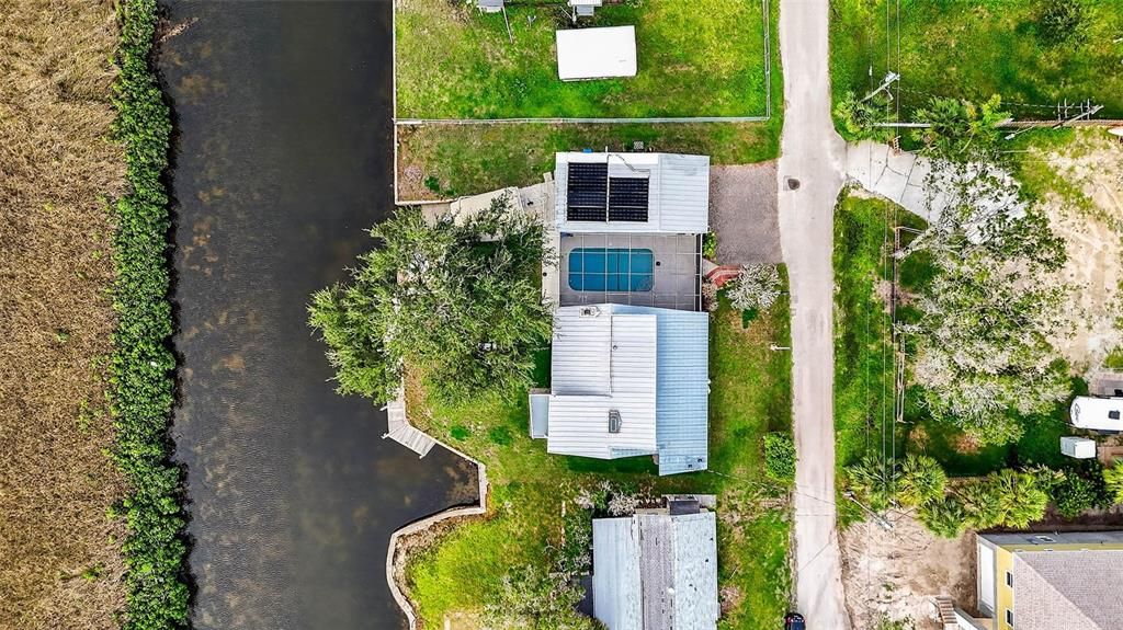 Exterior, Drone