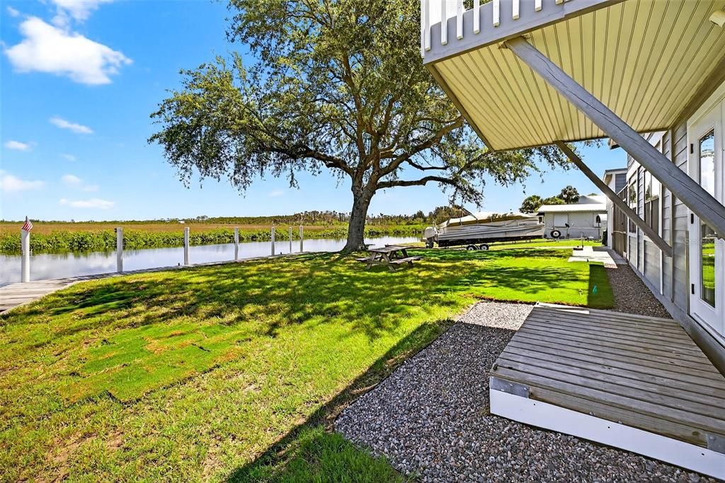 Backyard, Exterior, Water