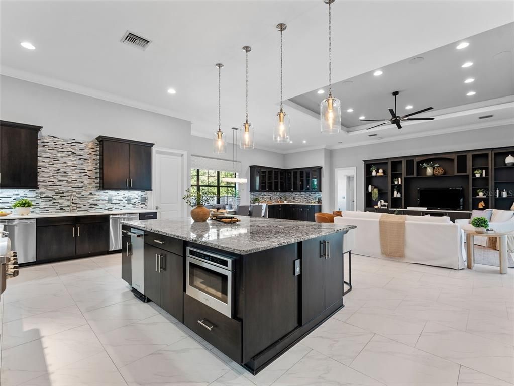 Interior, Kitchen, Living room, Marble, Pendant Lights, Recessed Lighting, Stainless Steel Appliances
