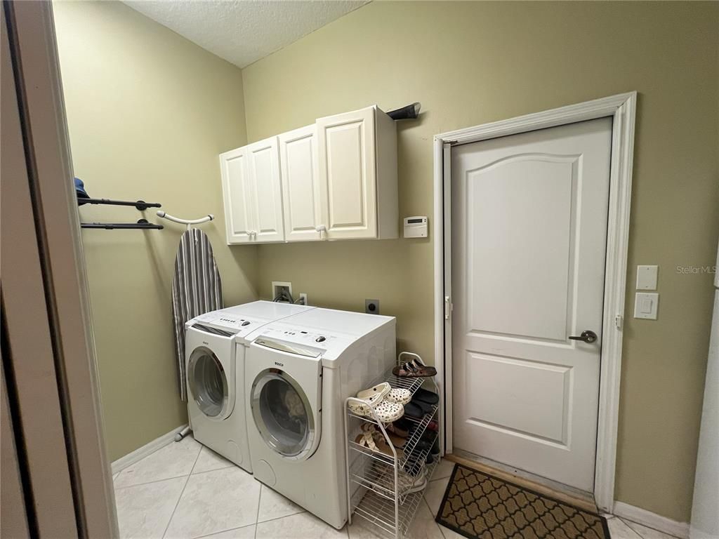 Interior, Washer