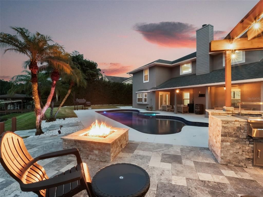 Exterior, Pool