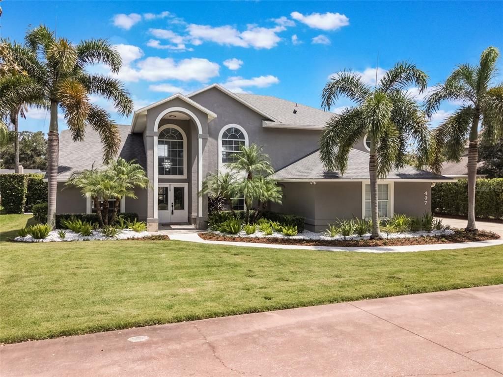Exterior, Facade, Ranch