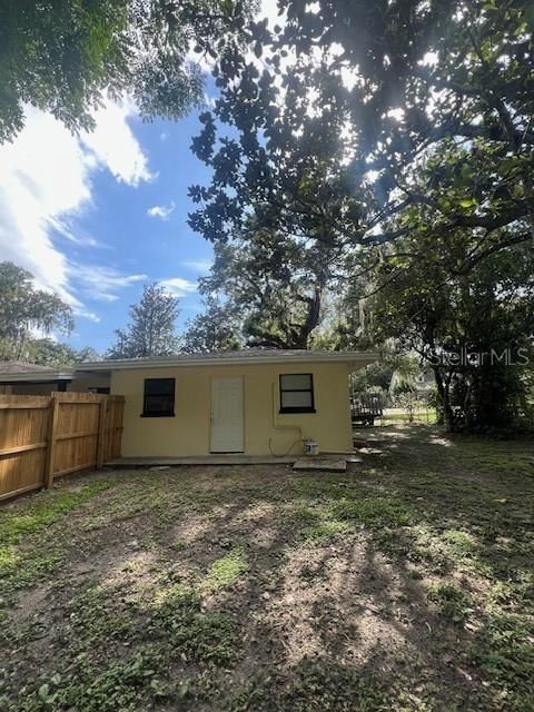 Backyard, Exterior