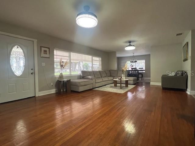 Interior, Living room, Pendant Lights, Wood Texture Flooring