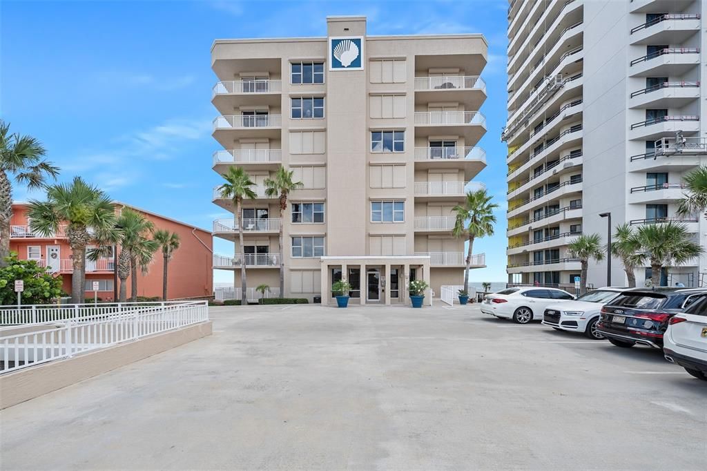 Exterior, Facade, Condo Building