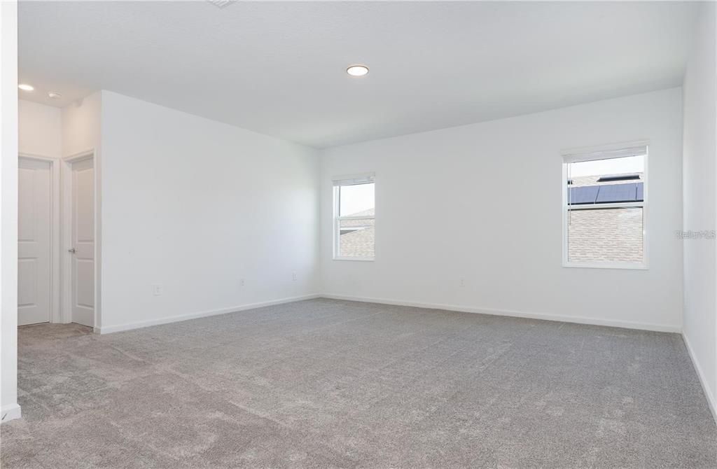 Empty room, Interior, Recessed Lighting