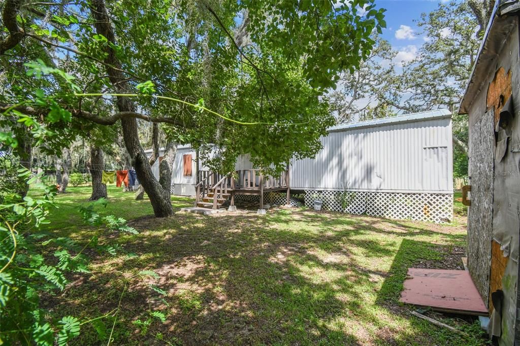 Backyard, Exterior