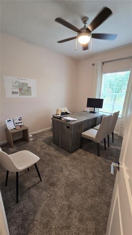 Home Office, Interior