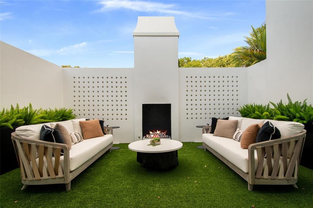 Exterior, Fireplace