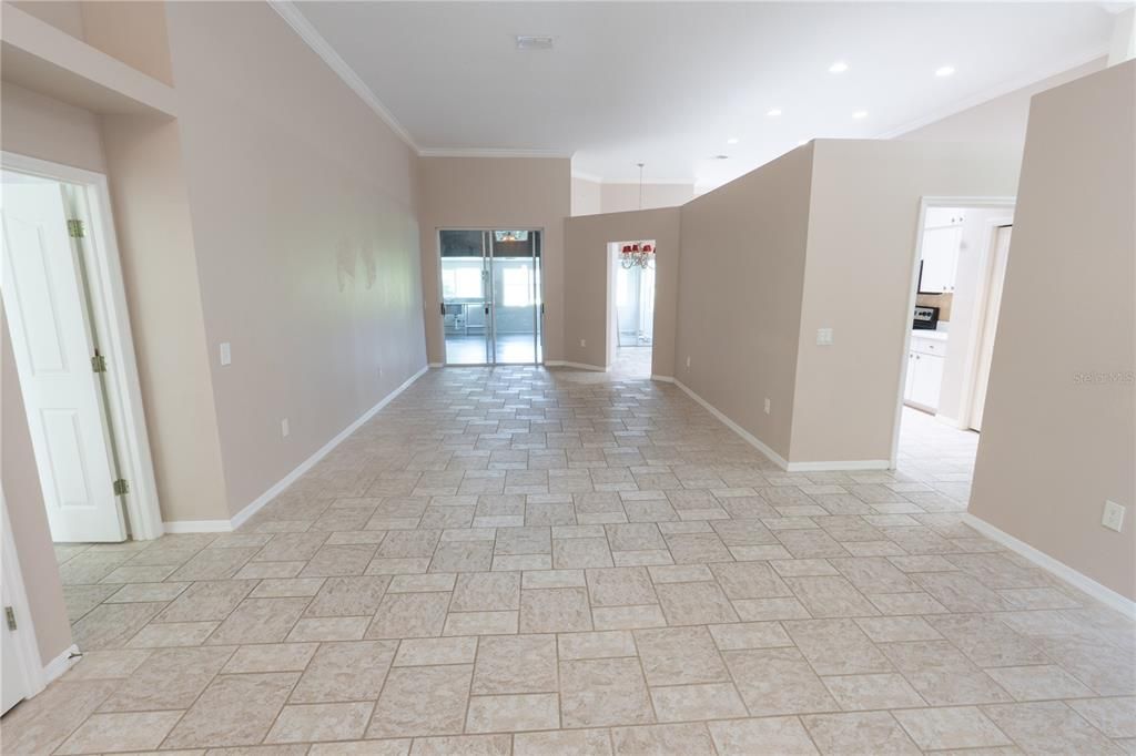 Empty room, Interior, Recessed Lighting
