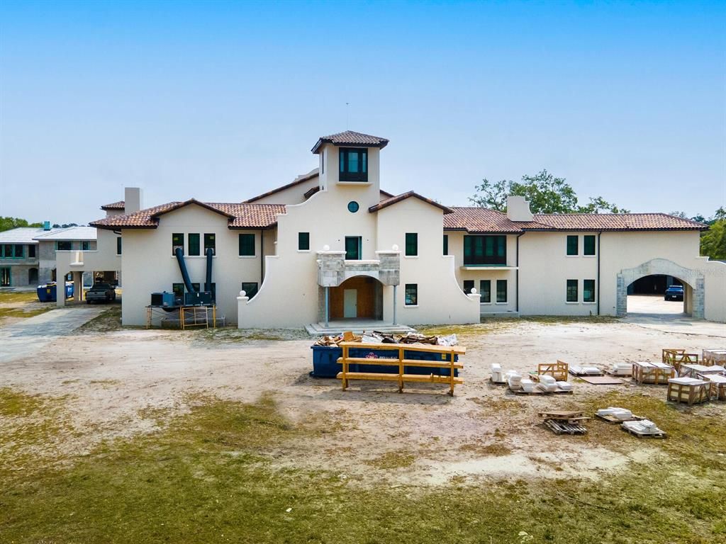 Backyard, Exterior