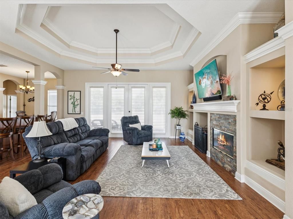 Chandelier, Dining room, Fireplace, Interior, Living room, Wood Texture Flooring