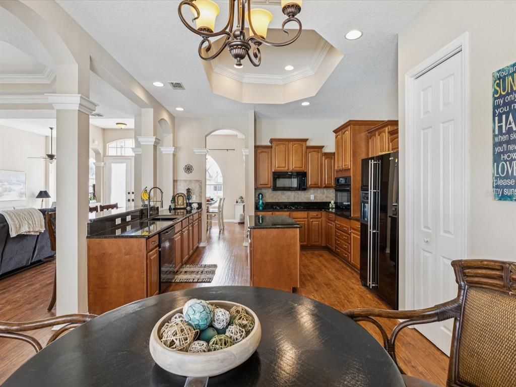 Chandelier, Dining room, Interior, Kitchen, Recessed Lighting, Wood Texture Flooring