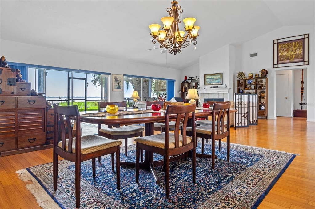 Chandelier, Dining room, Fireplace, Interior, Wood Texture Flooring