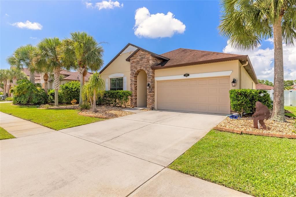 Attached, Exterior, Facade, Spanish Mediterranean