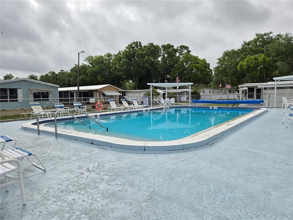 Exterior, Pool