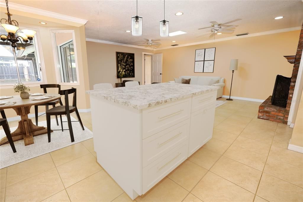 Dining room, Interior, Pendant Lights, Recessed Lighting