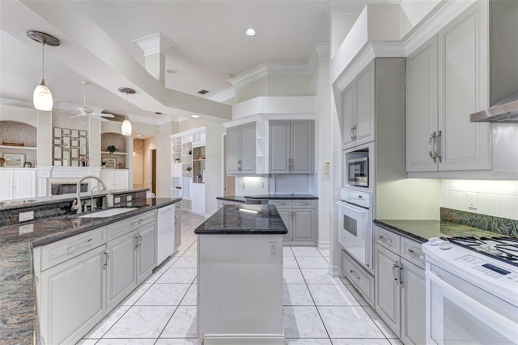 Interior, Kitchen, Marble, Pendant Lights, Recessed Lighting
