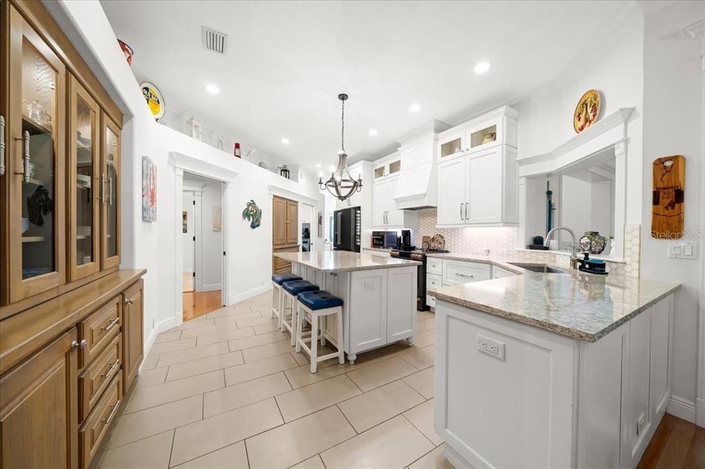 Chandelier, Interior, Kitchen, Recessed Lighting
