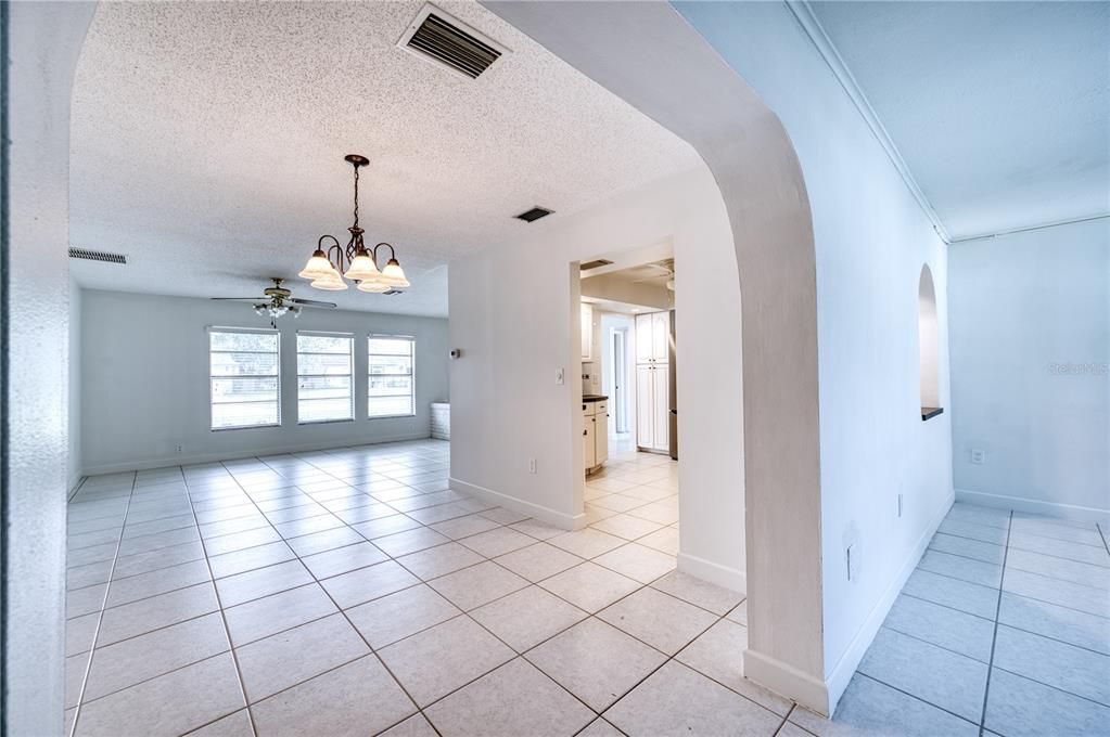 Chandelier, Empty room, Interior, Pendant Lights
