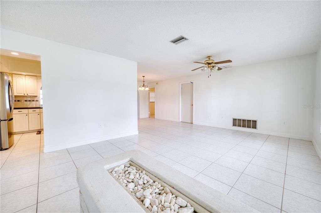 Empty room, Interior, Kitchen, Pendant Lights, Recessed Lighting
