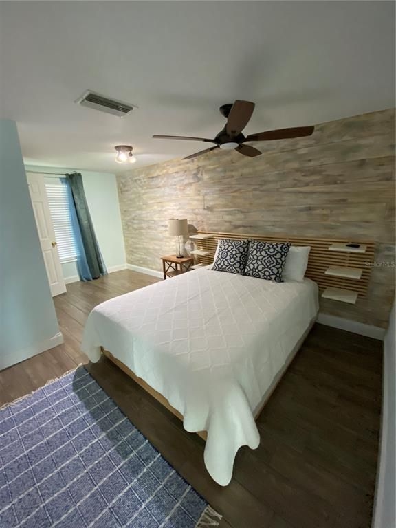 Bedroom, Interior, Wood Texture Flooring, Wooden Walls