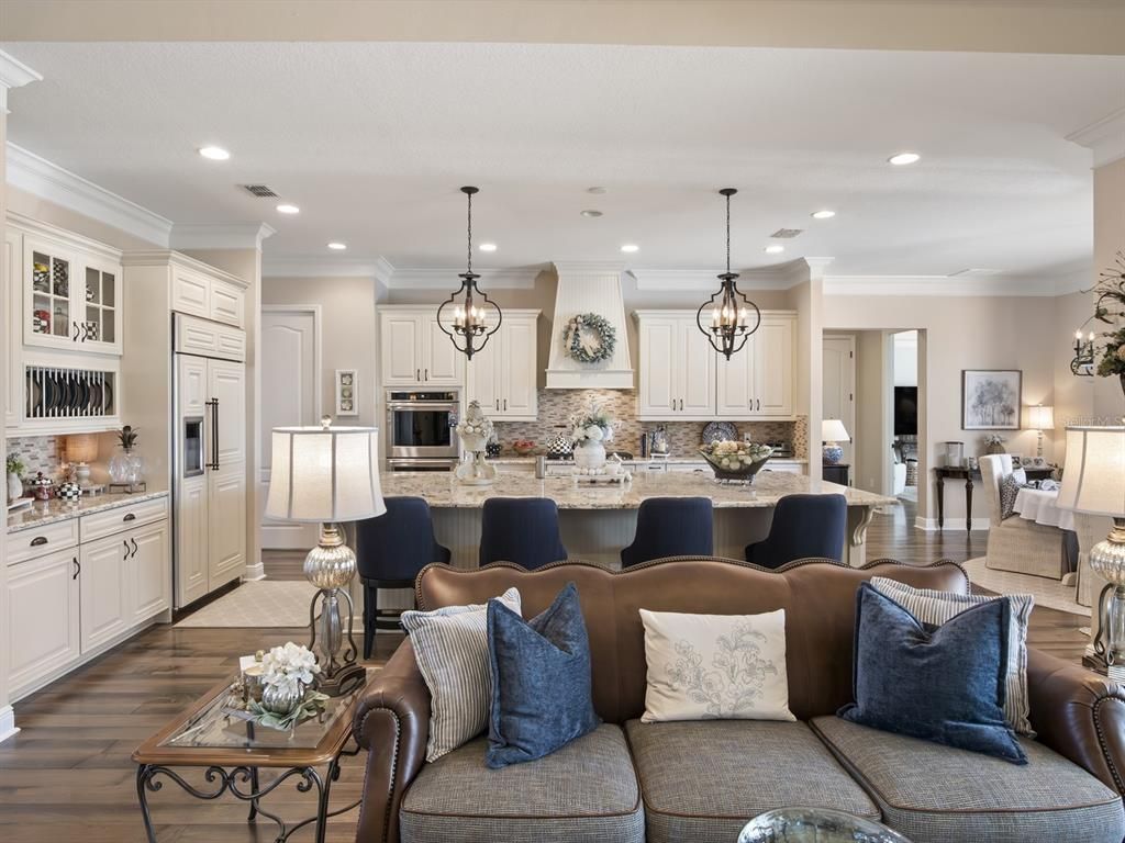Interior, Kitchen, Living room, Pendant Lights, Recessed Lighting, Stainless Steel Appliances, Wood Texture Flooring
