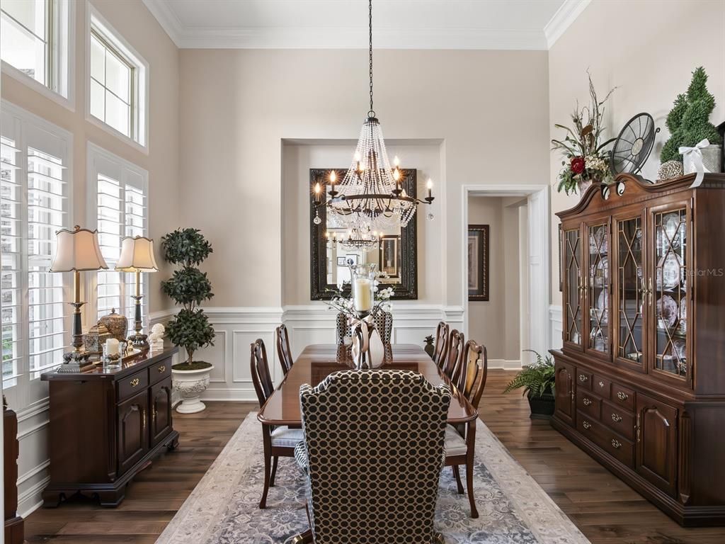 Chandelier, Dining room, Interior, Wood Texture Flooring