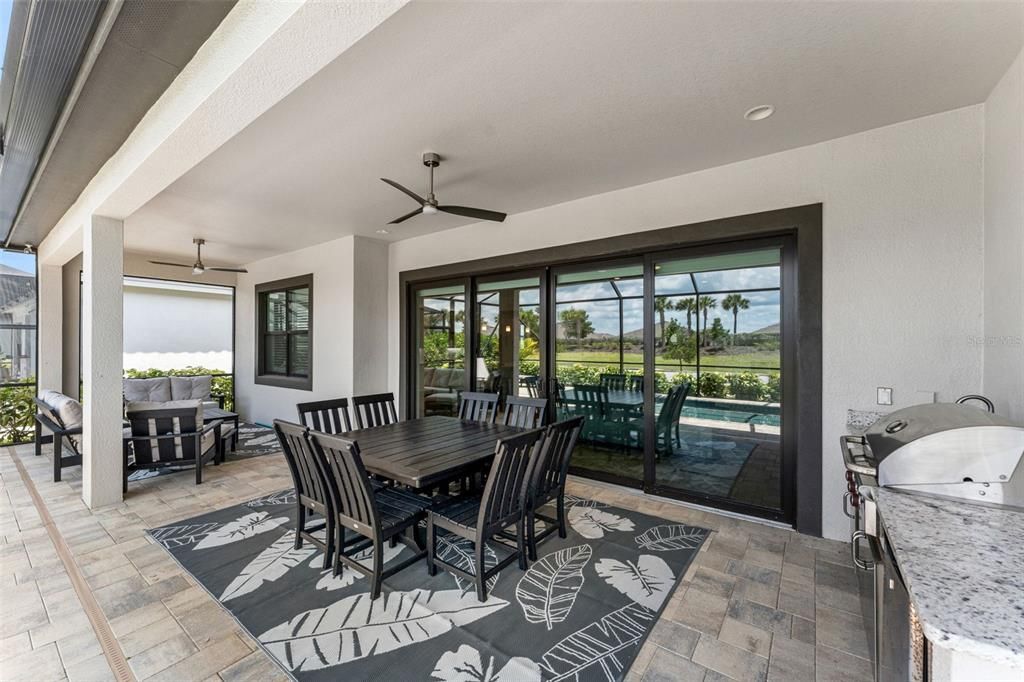 Dining room, Interior, Water