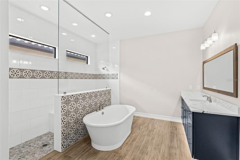 Bathroom, Free Standing Baths, Interior, Recessed Lighting, Wood Texture Flooring