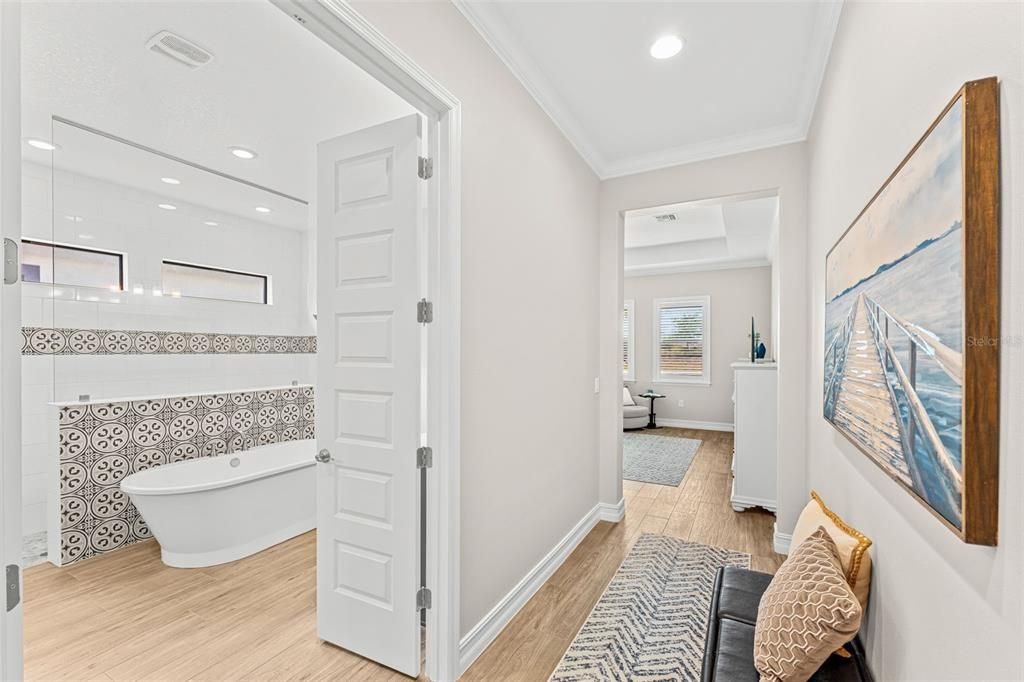 Bathroom, Free Standing Baths, Interior, Recessed Lighting, Wood Texture Flooring