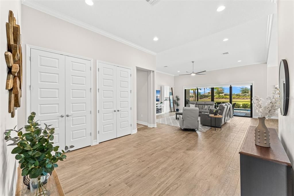 Interior, Living room, Recessed Lighting, Water, Wood Texture Flooring
