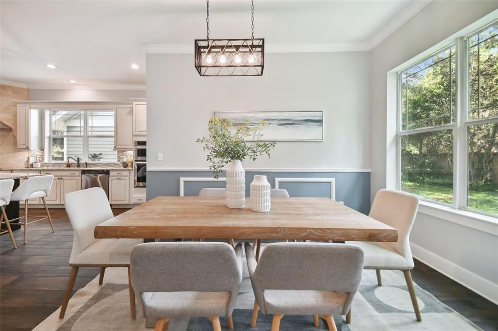 Dining room, Interior, Kitchen, Pendant Lights, Recessed Lighting, Wood Texture Flooring