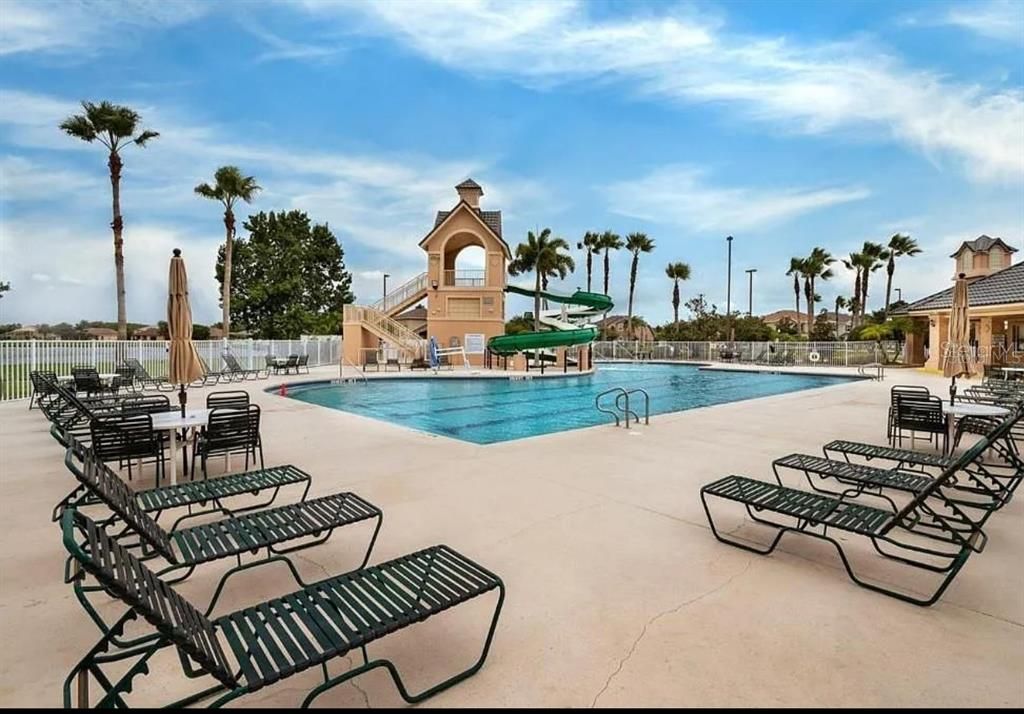 Exterior, Pool