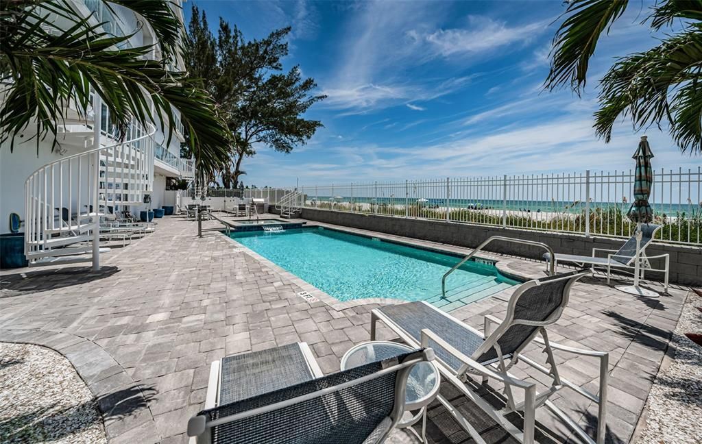 Exterior, Pool, Water