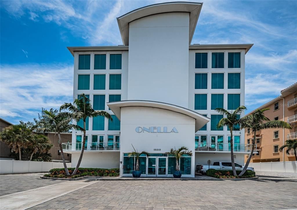 Exterior, Facade, Condo Building