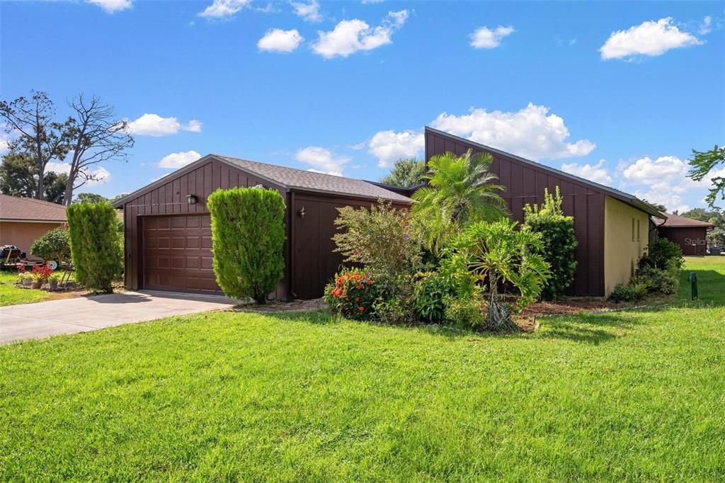 Backyard, Detached Garage, Exterior